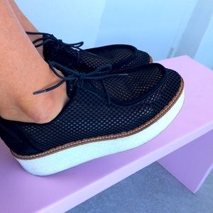 Flamingo Plateau Mesh Loafers